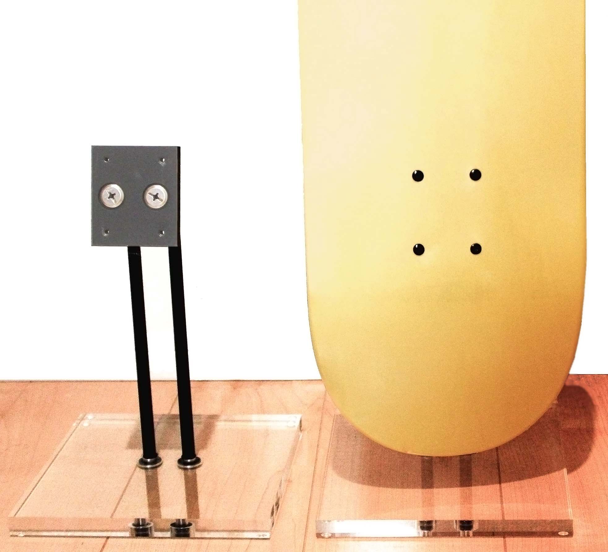 自立式スケボースタンド / 1deck 縦向き