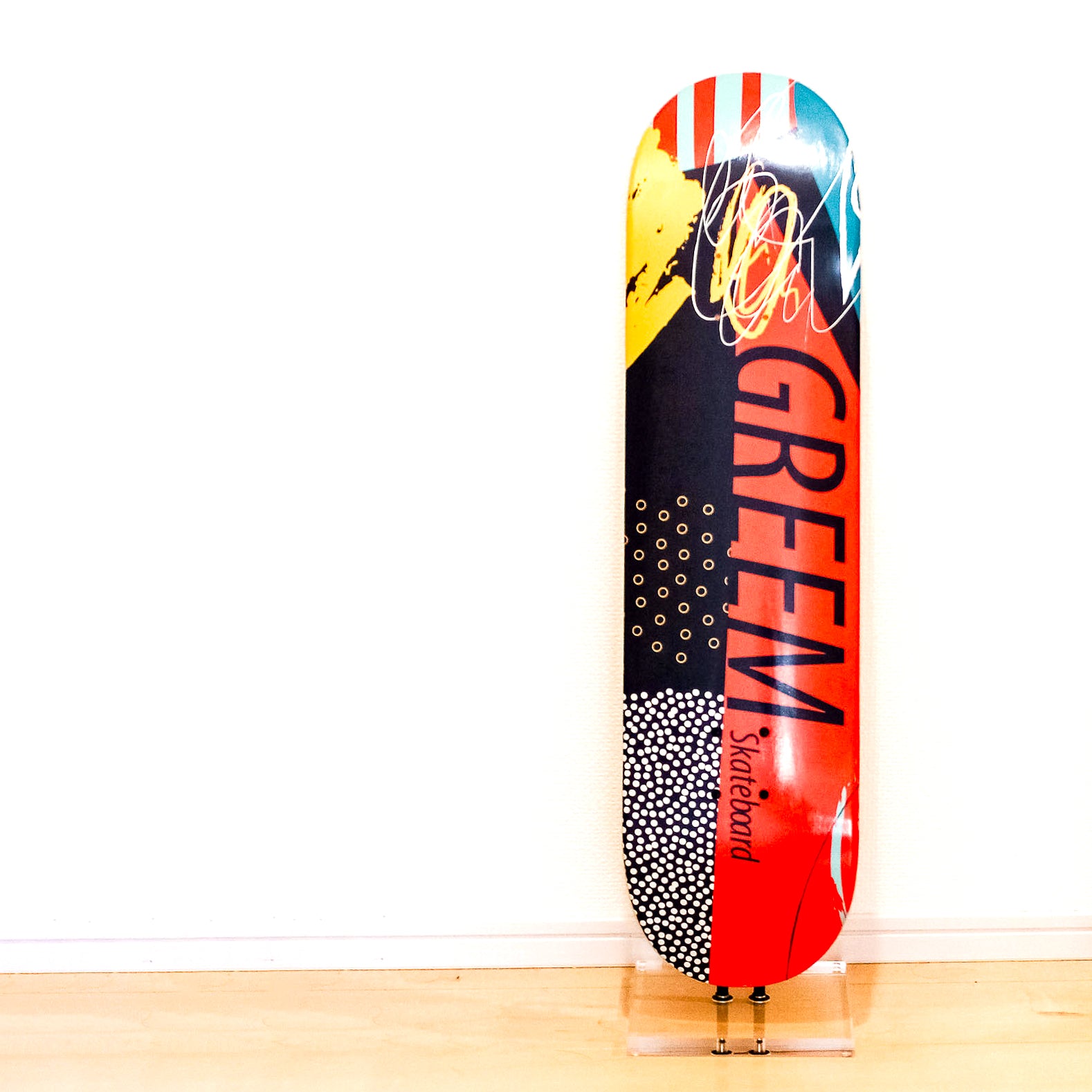 自立式スケボースタンド / 1deck 縦向き