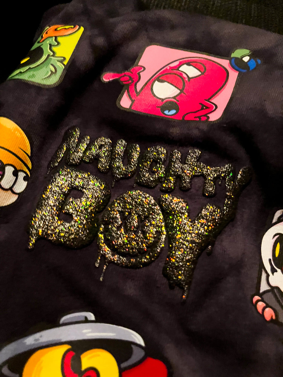 とーる × silkmaster “NAUGHTY BOY Monsters” DTF & Glitter Puff Tie-Dye Tee